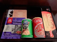 -桔子酒店(上海西藏北路地铁站店)