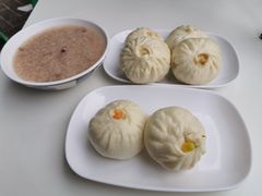 -李与白包子铺(桐梓林店)