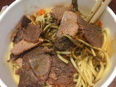 -亮亮烧烤(积玉桥总店)