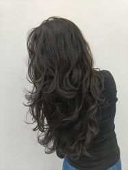 -首脑美发沙龙