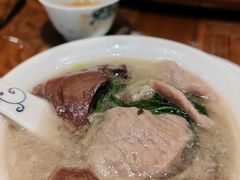 -龙悦湾酒家·八阵鱼生·渔人码头店