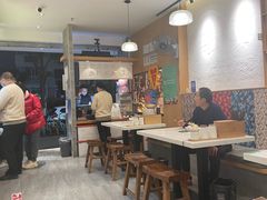 大堂-李与白包子铺(桐梓林店)
