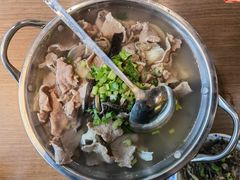 -肖四女乐山跷脚牛肉(世博源店)