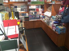 大堂-西西弗书店&矢量咖啡(壹方购物中心店)