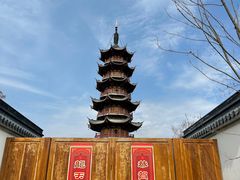 -龙华寺