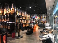 -柏斯音乐艺术中心·钢琴·吉他(世纪金源店)