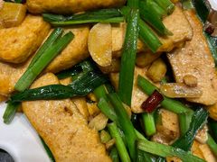 -蔼若春.传承三十年云南菜(金碧公园店)