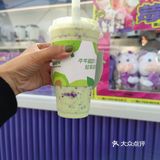 不得不说，一只酸奶牛确实有点东西。这杯牛油果酸奶紫米