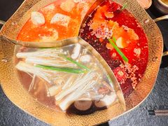 菌菇鸳鸯锅-色響火锅(恒隆广场店)