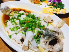 清蒸鲈鱼-周锦记广式餐厅