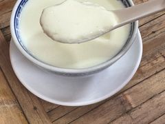 -周大娘牛乳(旧寨古村总店)
