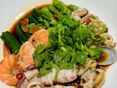 -红鼎豆捞·非遗鲍皇汤火锅(宝丰路店)