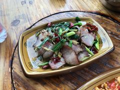 -乐山饭店