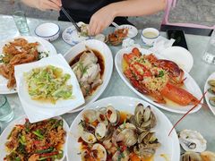 -范饭椰林川湘味海鲜·椰子鸡(三亚湾椰梦长廊店)