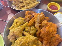 -BHC炸鸡(明洞总店)