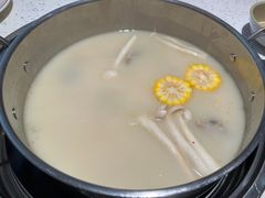 -三人行骨头王火锅(长寿店)