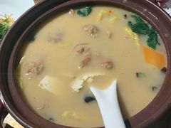 京城酥肉锅-四季民福烤鸭店(西单华威约饭街店)