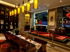 -铂逸梦秦酒店(横店梦幻谷店)