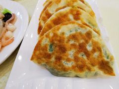 鸡蛋韭菜盒子-奥华餐厅·老张记(台基厂店)