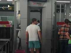&nbsp;安检-曼谷素万那普国际机场