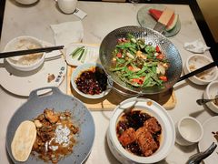 -小菜园新徽菜(镇江丹阳吾悦店)
