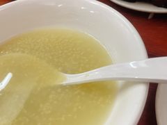 小米粥-宝瑞门钉肉饼店