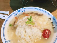 -肖四女乐山跷脚牛肉(南汇大学城生活广场店)