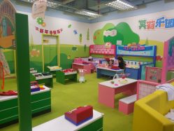 -莫莉幻想儿童乐园(深圳南山欢乐颂店)