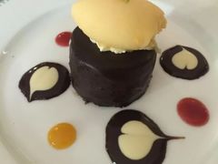 -La Villa French Restaurant