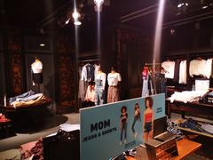 -Hollister Co(杭州万象城店)