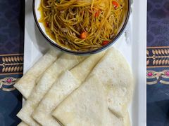 招牌土豆丝-乡村馕坑肉·烧烤·新疆菜·本地人更爱吃(阿勒泰首店)