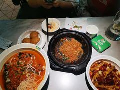 -费大厨辣椒炒肉(万家丽一店)