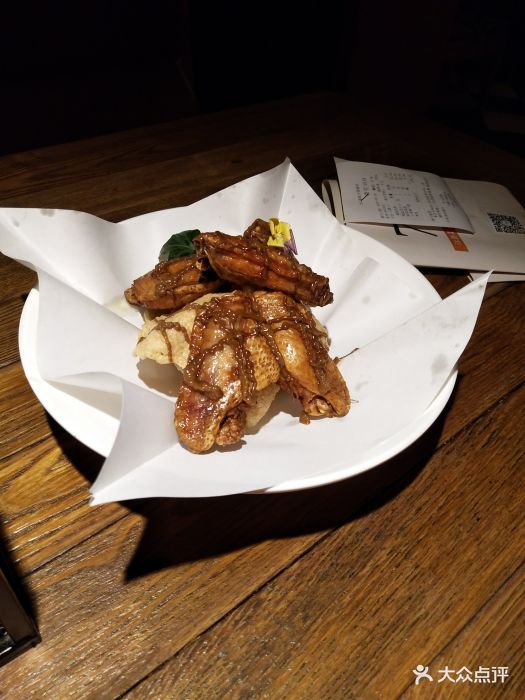 70后饭吧(新世界城店)咖啡鸡翅图片