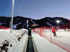 -鳌山滑雪度假区