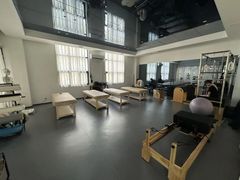 -岩顶健身(玄武店)