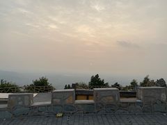-鬼笑石后山停车场