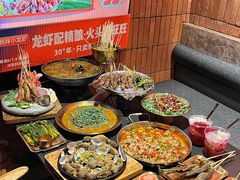 -何师烧烤Pro ·江湖川菜·小龙虾·精酿啤酒(太古里旗舰店)