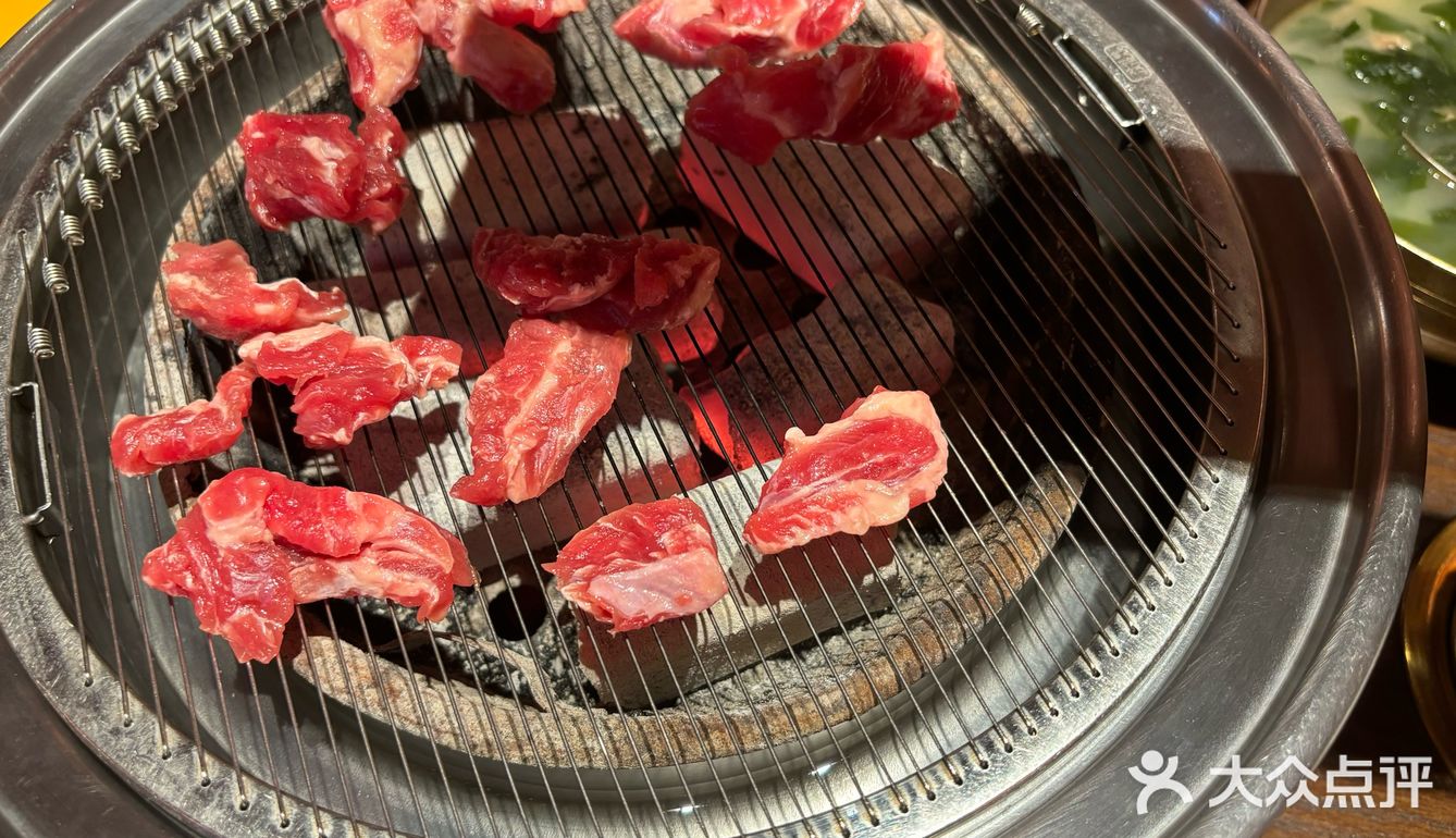 人均40的洞穴烤肉，city不city啊！