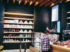 -星巴克(广州南站A18检票口楼上)