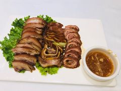 胶东烧肉拼盘-渔家灯火(明湖店)