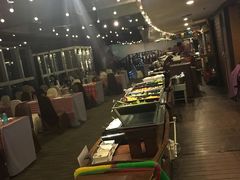 -彩虹云霄酒店76&78层国际自助餐