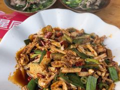 -周记翘脚牛肉