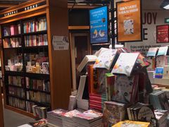 零售区-西西弗书店&矢量咖啡(凯德晶萃广场店)