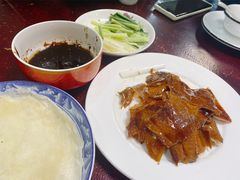 -余杨鸭鸭餐厅