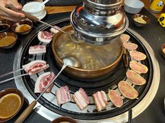 -阿山卓·野生菌火锅·纳西火塘烤肉