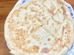 -老天桥酱肉烧饼夹肘子(天桥店)