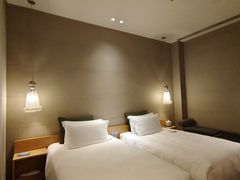 -广州卡丽酒店(大金钟路地铁站店)