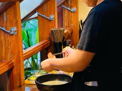 -银米·云南传统过桥米线(双廊黑金冠店)