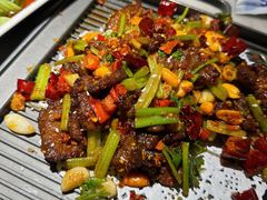 -小菜园新徽菜(镇江丹阳吾悦店)