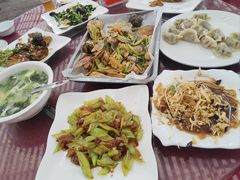 -鑫渔港海鲜本地菜·山海关浑锅(东戴河店)